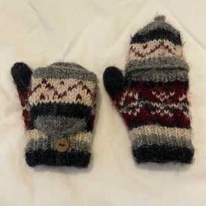 Like new handmade alpaca wool mittens